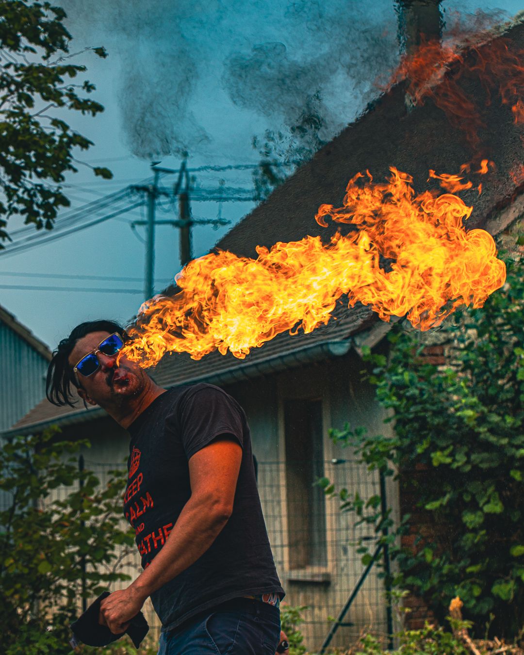 Andrey Das, Cracheur de Feu, Fairy House La Chapelle-sur-Aveyron — Pyroplasticien